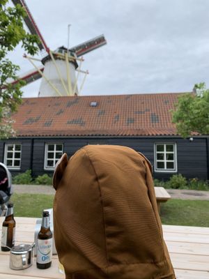 Great location with an operation mill (used flour is made by the mill) at Pannekoekenmolen De Graanhalm in Burgh-haamstede