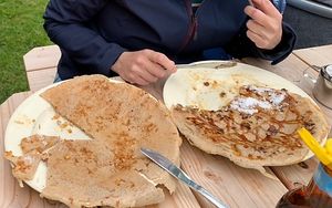 Vegan Apple an Vegan raisins at Pannekoekenmolen De Graanhalm in Burgh-haamstede