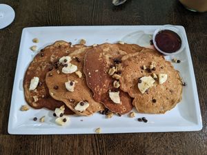 Chunky monkey pancakes (gluten free!) at SO Veganly in Spring