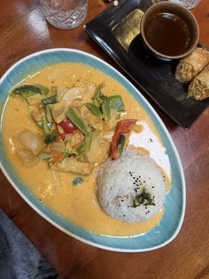 Mittagsmenü Mango Curry mit Tofu  at Kyodai in Fuessen
