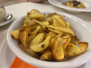 Patatas al horno 🌱  at La Ciotola in Bergamo