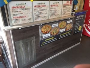 Vegan menu at Pizzeria Gammlia in Umea