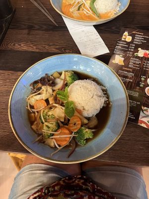 gewokte gemengde groenten   at Kaimug - Fünf Höfe in Munich