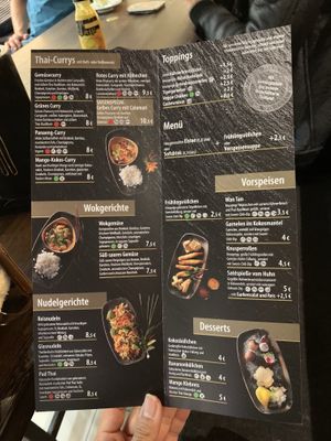 Menu 1, clearly indicated which are vegan and which are not at Kaimug - Fünf Höfe in Munich