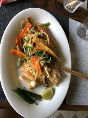 Pad Thai  at Peas in Da Nang