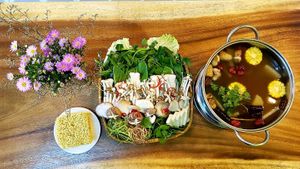 Chinese herbs with Mushrooms Hot pot at Peas in Da Nang