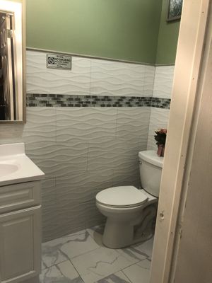 Buffet bathroom   at Toma-Tis in Elmont