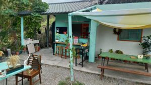 Outdoor seating only at ZìRán' ÉrRán 自然而然 - Naturally in Beinan