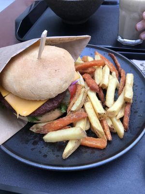 Burger at Forky's - Milady Horákové in Prague