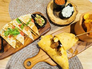 Quesadillas and a chefs special gyros kebab at Halapua by Kapuhala in Koh Samui