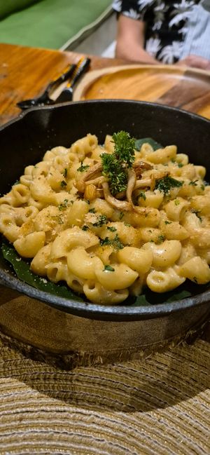 mac and cheese at Halapua by Kapuhala in Koh Samui
