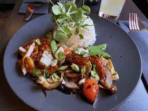 Thai wok with shrimps at New Vegas in Haarlem