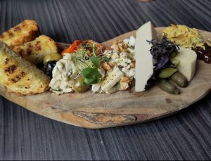 Cheese platter at New Vegas in Haarlem