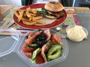 Burger + Seaside Salad at New Vegas in Haarlem