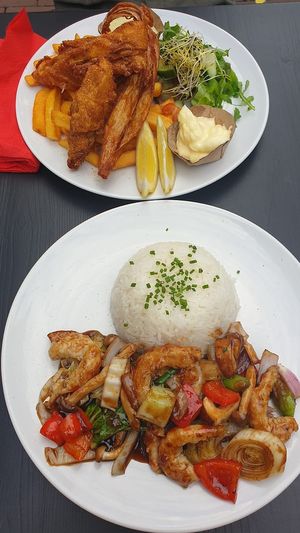 ‘Fish and chips’ and oyster prawns! at New Vegas in Haarlem