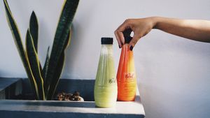 Cold pressed juice at Hosay Bowl in Phuket