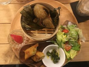 Chimaki set at Tsumugu Cafe in Tokyo