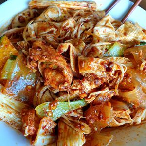 a little short on veggies at Sonogong Maratang 손오공 마라탕 - Seogyo in Seoul