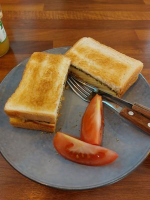 Apple cheese sandwich at This World is a Playground - 이 세계는 놀이터예요 in Seoul