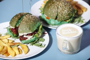 #vegeburgery 
#latteart2D at Jack Rabbit in Poznan