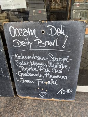 Daily bowl at Occam Deli in Munich