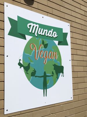 Munro Vegan  at Mundo Vegan - Vegan World in Funchal