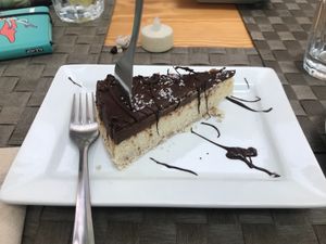 Tarte bounty at Mundo Vegan - Vegan World in Funchal