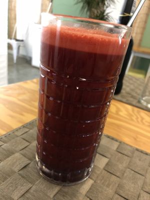 Beetroot Juice #Veganuary at Mundo Vegan - Vegan World in Funchal