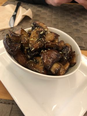 Mushrooms (starter) #Veganuary at Mundo Vegan - Vegan World in Funchal