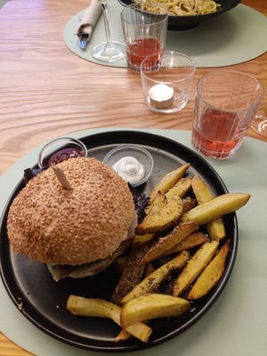 Too hot burger? at Mundo Vegan - Vegan World in Funchal