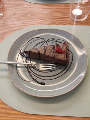 Chocolate tart at Mundo Vegan - Vegan World in Funchal