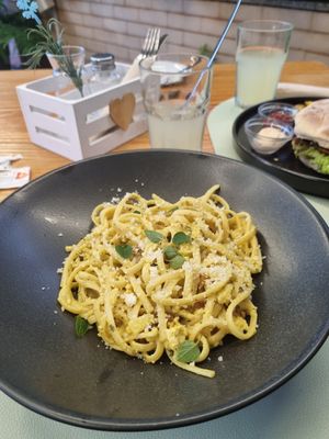 Vegan carbonara at Mundo Vegan - Vegan World in Funchal