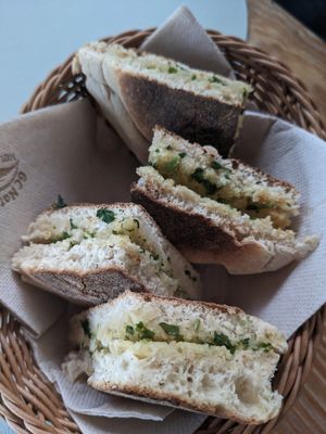 Bolo do caco at Mundo Vegan - Vegan World in Funchal