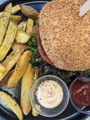 Burger Umami at Mundo Vegan - Vegan World in Funchal