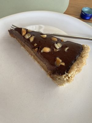 Snickers tarte  at Mundo Vegan - Vegan World in Funchal