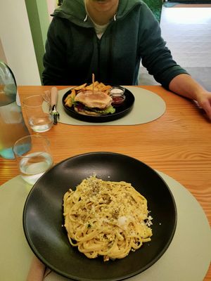 Veganbonara and the Berlim burger. We also had bolo do caco at Mundo Vegan - Vegan World in Funchal