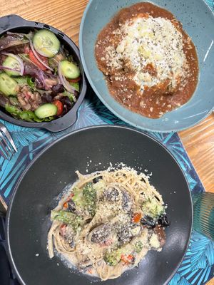 Lasagne and sinful pasta. at Mundo Vegan - Vegan World in Funchal