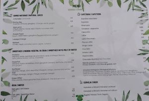 Brunch drinks menu as of August 2025 at Mundo Vegan - Vegan World in Funchal