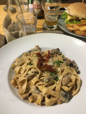 Massa carbonara  at Mundo Vegan - Vegan World in Funchal