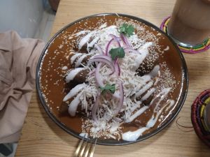 Orden de enmoladas at Pali Pali del Valle in Mexico City