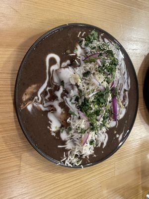 Frijoladas with Farmers filling and oyster mushrooms    at Pali Pali del Valle in Mexico City