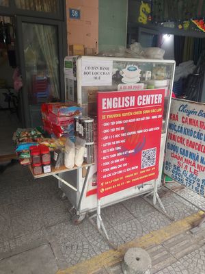 Food prep area at Tue Tam in Da Nang