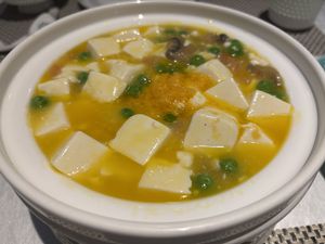 蟹黄豆腐  at Yong Fu Shan in Tianjin