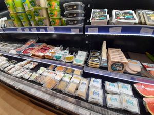 Plant based dairy at Sanum in Girona