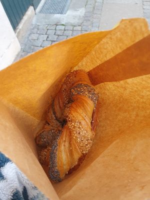 Pastry at Det Rene Brød - Rosenvængets Allé in Copenhagen