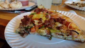 The Mayor vegan pizza (without mushrooms & jalapenos) at Lopiez in Davenport