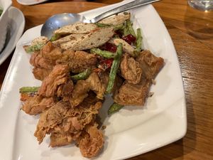 Stir-fried string beans and vegan pork intestines at XiángHé 祥和 - Serenity in Taipei