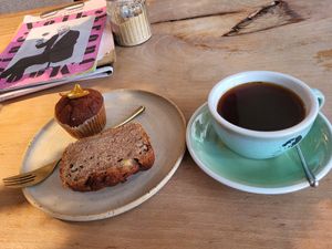 Bananabread, muffin, americano at Back to Black - Weteringstraat in Amsterdam