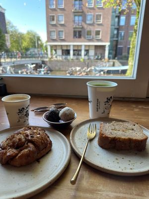  at Back to Black - Weteringstraat in Amsterdam