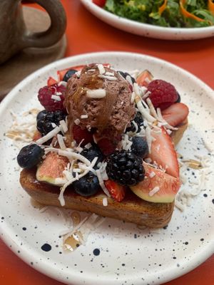French toast with vegan ice cream  at Vegamo Deli in Mexico City